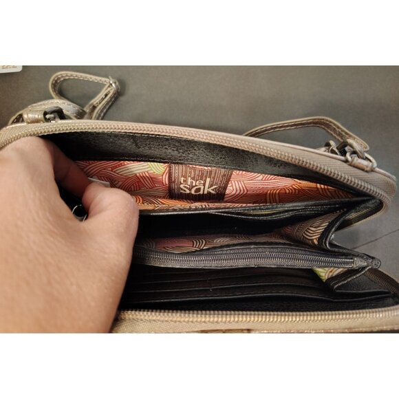 The Sak Metallic Bronze Gold Crossbody Purse Wallet Adjustable Strap Zip Close - Picture 4 of 6